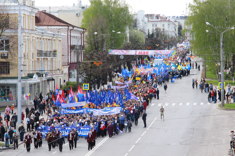 14:14 Праздничное первомайское шествие собрало в Чебоксарах более 20 тысяч горожан