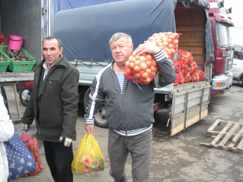 10:36 В городах стартовала сельскохозяйственная ярмарка «Дары осени-2009»