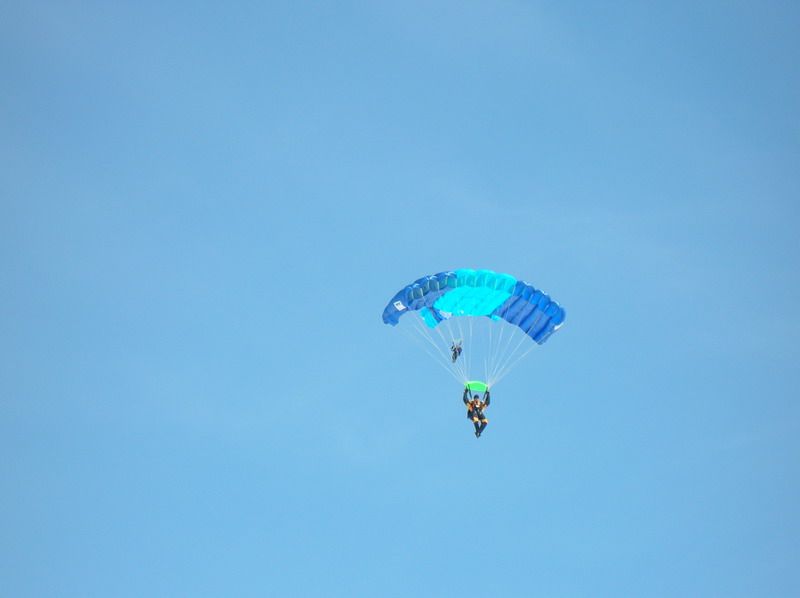 10:48 Под куполом – с неба: в Чебоксарах стартует чемпионат Чувашии по парашютному спорту
