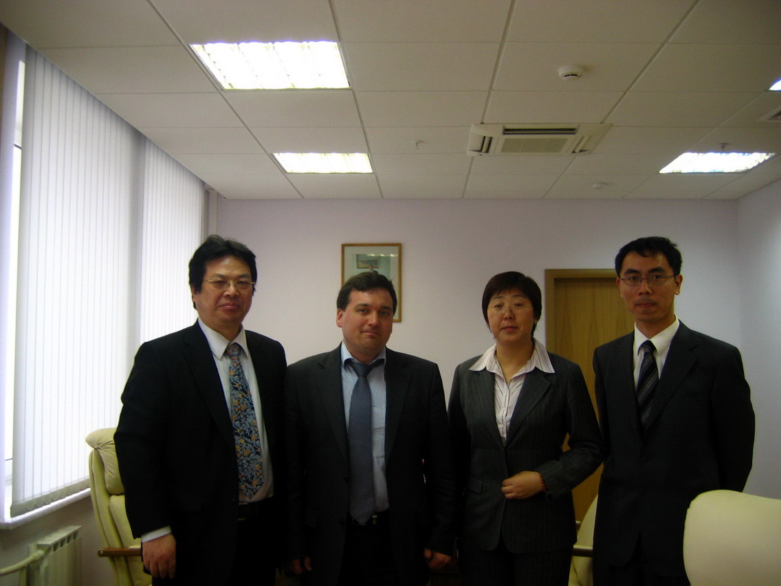 16:50 Министр экономического развития и торговли Чувашской Республики И.Моторин встретился с делегацией китайских инвесторов