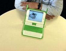 Ноутбук за сто долларов появится на рынке в июле 2007 года