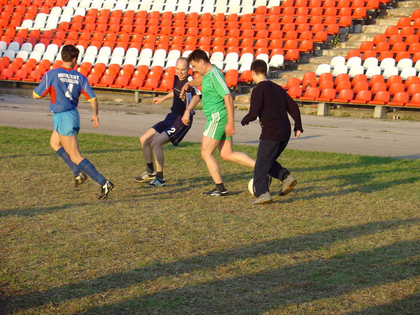 10:52 <font color=green><b>Первая игра Минприроды в мини-футбол</b>