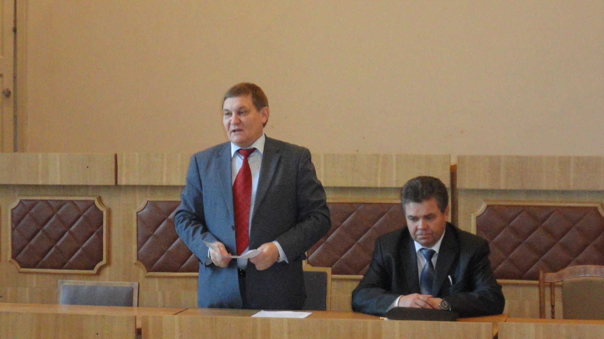 Коллективу Минприроды Чувашии представили министра Ивана Исаева