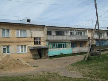 Новости поселений: новая крыша сверкает на солнце