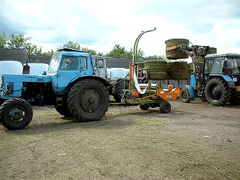 09:32 Алатырские растениеводы заготовляют корма