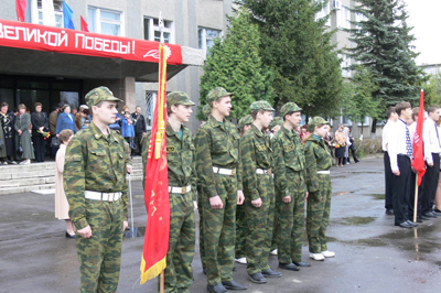 11:25 Юнармейцы Алатыря активно готовятся к участию в республиканском финале военно-спортивных игр «Зарница» и «Орленок»