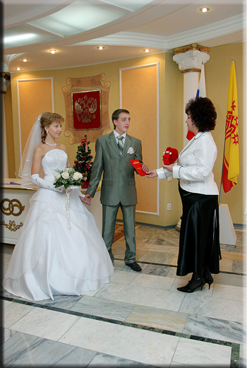 14:00 На старый Новый Год заключила брак первая семейная пара 2007 года