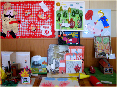 13:22 Ко Дню пожарной охраны России проведен конкурс детских творческих работ «Осторожно, огонь!»