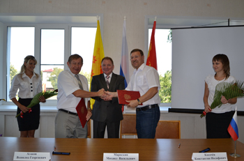 09:31 В Алатыре состоялось подписание соглашения о взаимодействии и сотрудничестве между Россотрудничеством и Чувашским государственным университетом имени И.Н. Ульянова
