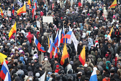16:40_ Представители студенческой молодежи г.Алатыря приняли участие в патриотической акции «Россия навсегда!»