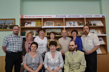 12:00 В рамках Кирилло-Мефодиевских  образовательных чтений состоялась встреча  с авторами книг об Алатыре