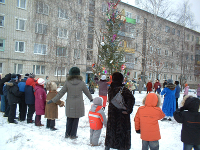 09:10_Новогодний праздник на морозном воздухе в микрорайоне «Западный» города Алатыря удался на славу