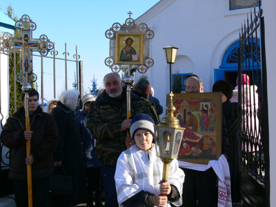 11:05 Вчера в  Алатыре прошел  крестный ход и праздничный молебен в честь иконы Казанской Божией Матери