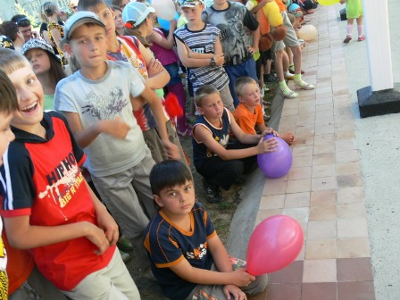 14:22_В  загородном лагере «Янтарный» считают, что  летний отдых детей должен быть не только веселым, познавательным, но и безопасным