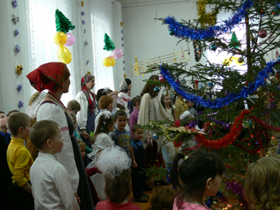 13:10_В   детских воскресных школах Алатыря состоялись яркие праздники Рождества