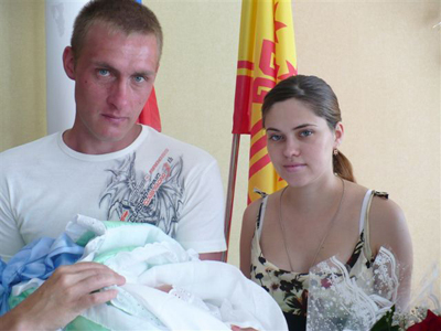 16:06 В Алатыре зарегистрировано  рождение 200-го новорожденного 2010 года