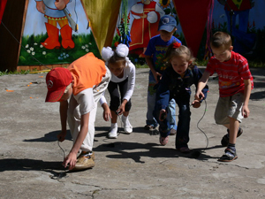 11:55_Юных  алатырцев  ждет сегодня  увлекательная программа «Посурское Лукоморье»  в детском парке «Сказка»