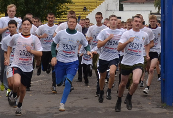 11:14 Около 1500 человек стали в Алатыре участниками  легкоатлетического кросса  в рамках Всероссийского  дня  бега