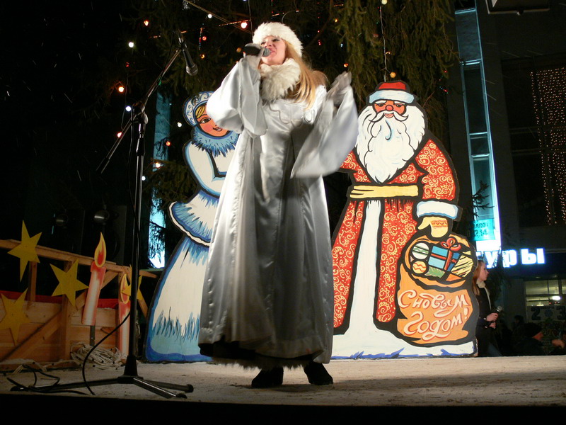 08:20_В новогоднюю ночь алатырцев пригласят на театрализованную  музыкальную  программу «Новогодние огни небольшого города»