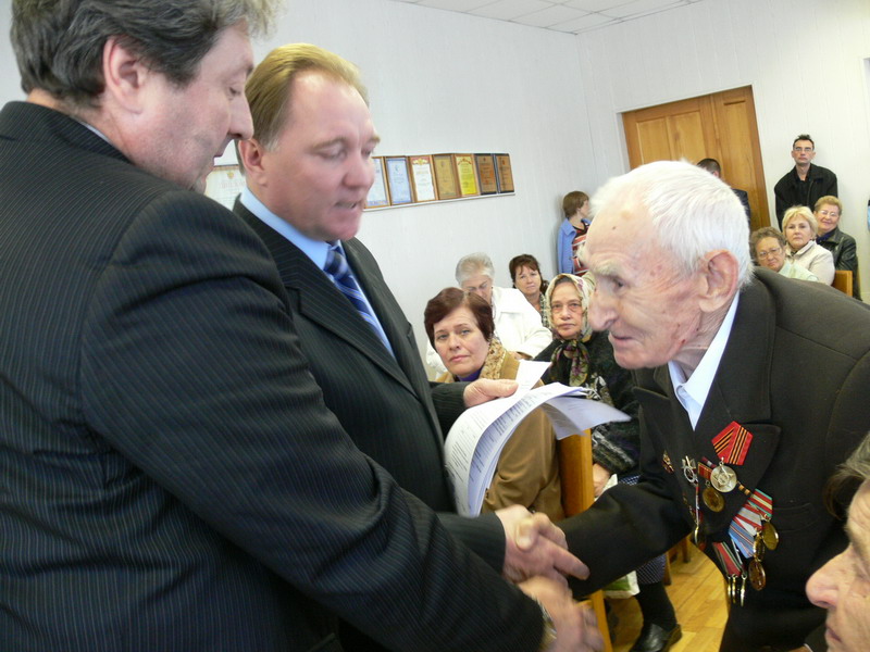 08:10_За период  с 2008 года в Алатыре 138 ветеранов Великой Отечественной войны улучшили свои жилищные условия