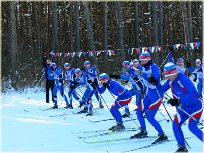 13:38 Массовостью  была  отмечена открытая  Всероссийская   лыжная  гонка  «Лыжня России - 2010» в Алатыре