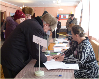 19:40_В Алатыре на 19 часов   проголосовало 69,83% избирателей