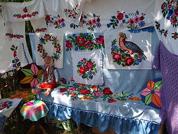 10:23 Конкурс выставок изделий народного промысла и блюд чувашской национальной кухни прошел среди сельских поселений