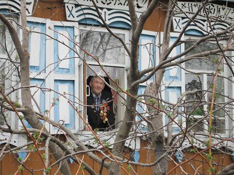 Глава Батыревского района поздравил 94 летнего ветерана войны