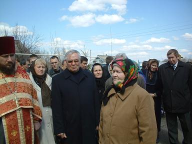 Жители района скорбят