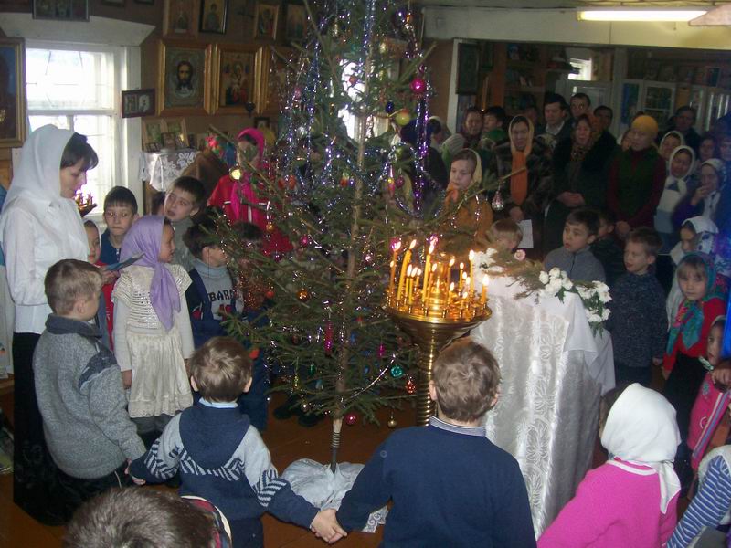 Приход Вурнарской церкви приглашает на Рождественскую елку