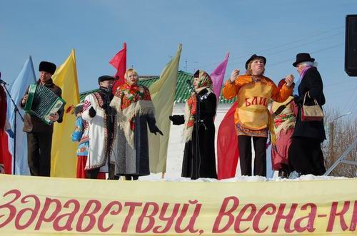 17:40 На "Масленичном гуляньи"  в п. Вурнары