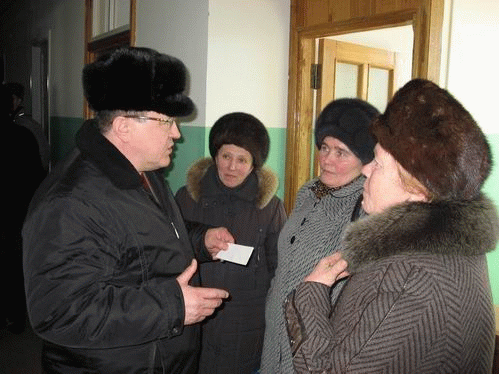 Без взаимных упреков к решению жилищно-коммунальных проблем - итог встречи с председателями домкомов