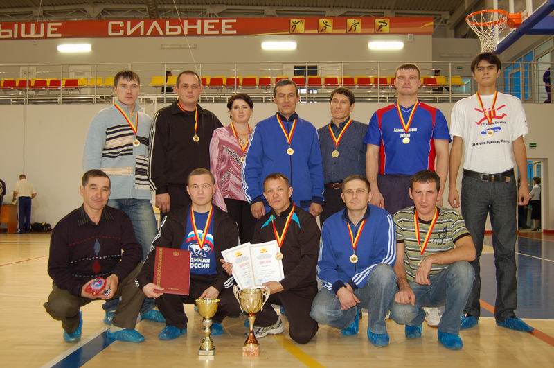 Переходящий Кубок республиканской спартакиады вновь у команды администрации Вурнарского района