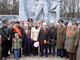 16:10 Торжественное празднование Дня Победы в городе Канаш