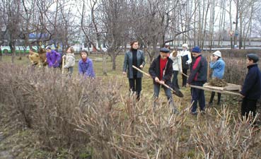 В Канаше состоялся массовый общегородской экологический субботник