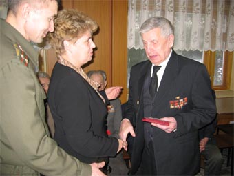 15:55 Награждены медалью «60 лет  Победы в Великой Отечественной войне»