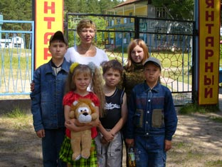 17:37 г.Канаш: дети из многодетных семей отдохнут в оздоровительном лагере «Янтарный»