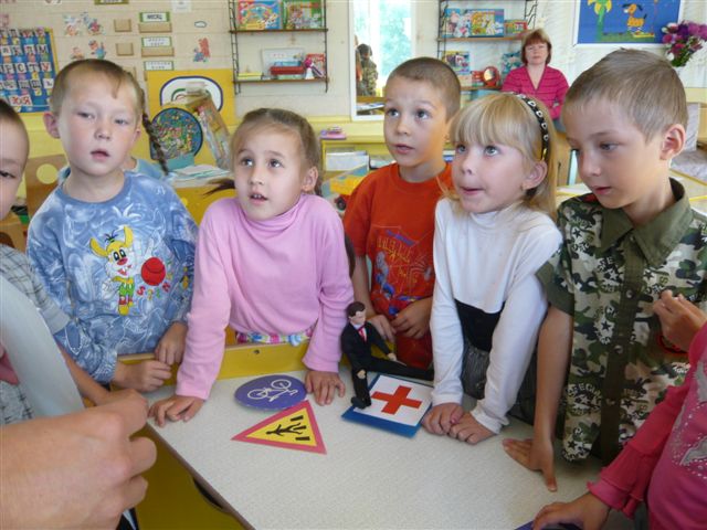 В детских садах города Канаш проводятся мероприятия в рамках месячника безопасности