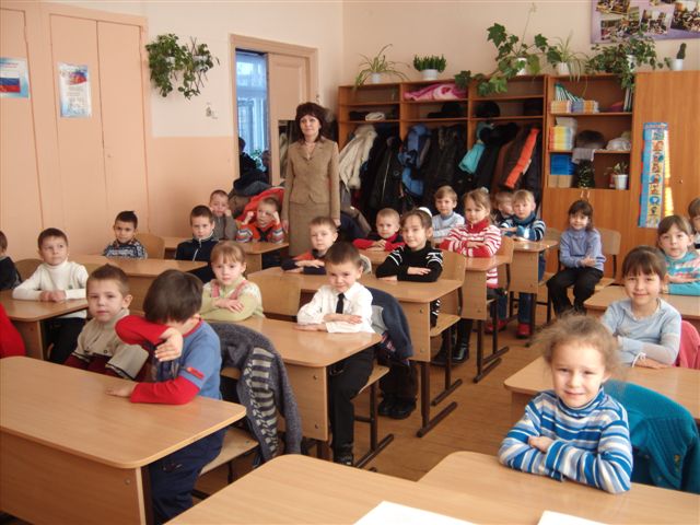 День открытых дверей для будущих первоклассников состоялся в средней школе им. И.А. Кабалина г.Канаш
