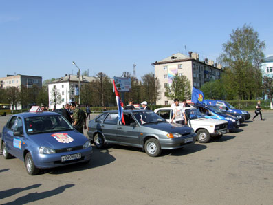 10:56 Канаш встретил участников авто-мотопробега, посвященного Дню Победы