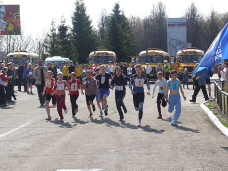 13:54 В городе Канаше состоялась традиционная легкоатлетическая эстафета на призы газеты «Канаш»
