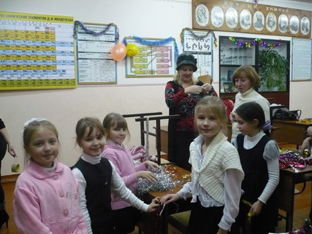Новый год - это праздник для всех, праздник для всей семьи