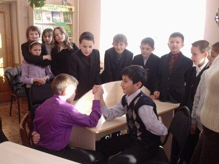 Патриотический урок «Аты-баты – вот такие мы солдаты!», в рамках празднования Дня защитника Отечества