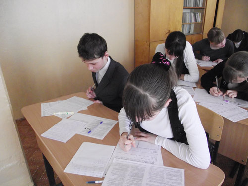 Девятиклассники города Канаш проходят государственную итоговую аттестацию