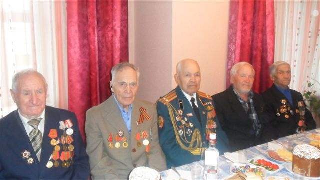 г.Канаш: Праздничный обед для ветеранов Великой Отечественной войны