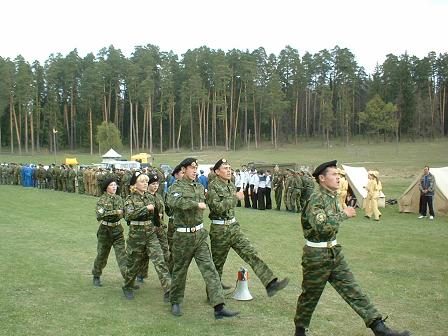 17:40 Дан  старт районным  играм  "Зарница" и  "Орленок"