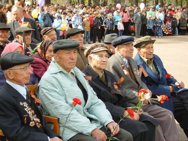 15:01 Празднование Дня Великой Победы в Комсомольском районе