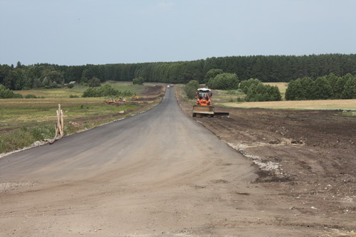 Продолжается строительство дорог