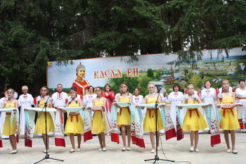 09:07 В Комсомольском районе проведен 59-й районный праздник песни, труда и спорта "Акатуй"