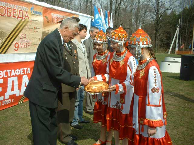 10:21 В кроссе участвовали более 1,5 тысячи спортсменов